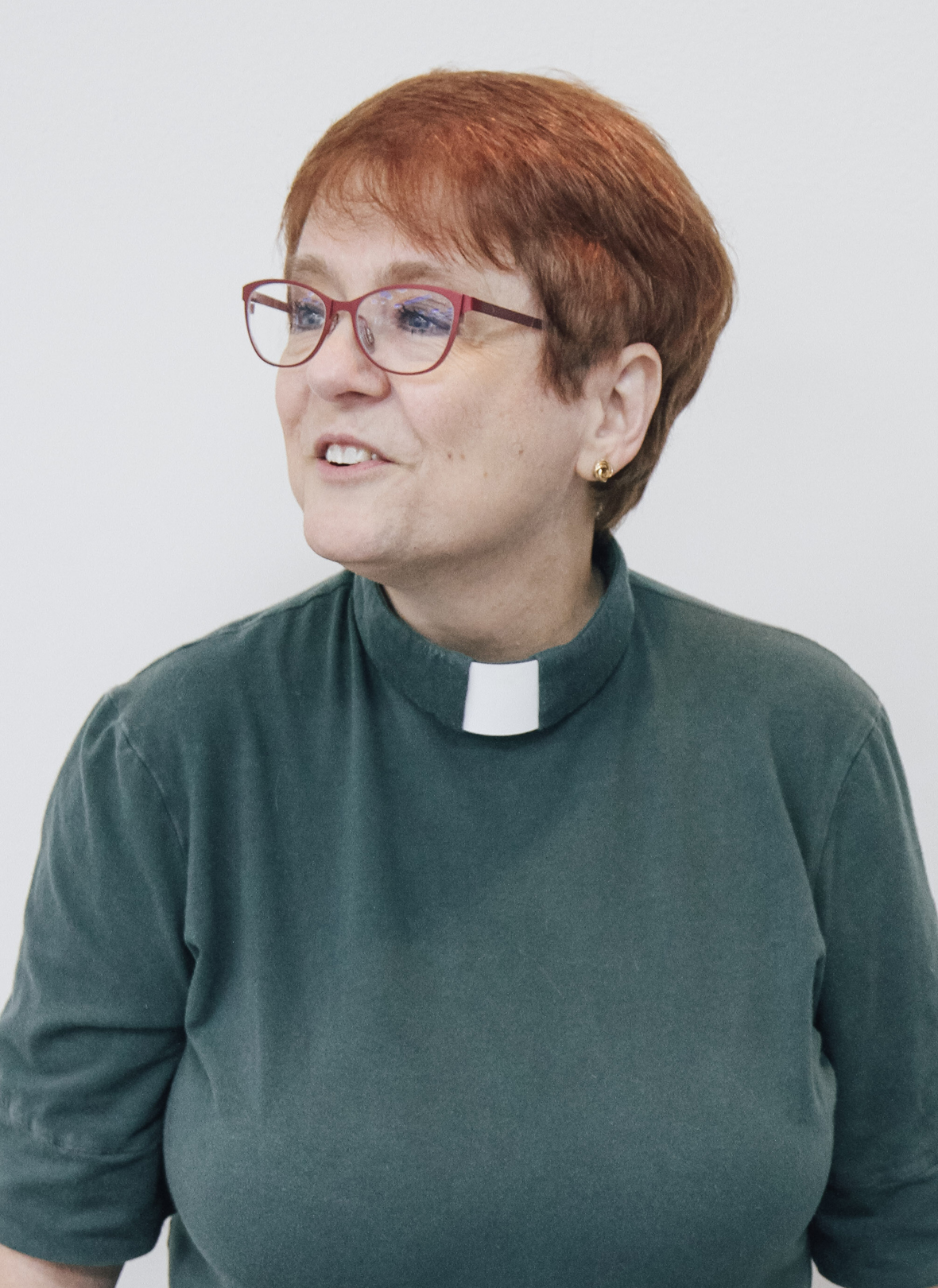 Lutheran Church of the Cross - LCC Pastor - Lisa Burbank